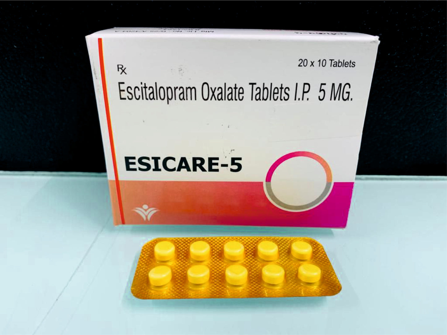 Escitalopram Oxalate 5* {Rate of 10 Tab} by Dellwich